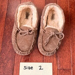 UGG Kids Brown Suede Moccasin Slippers (2)
